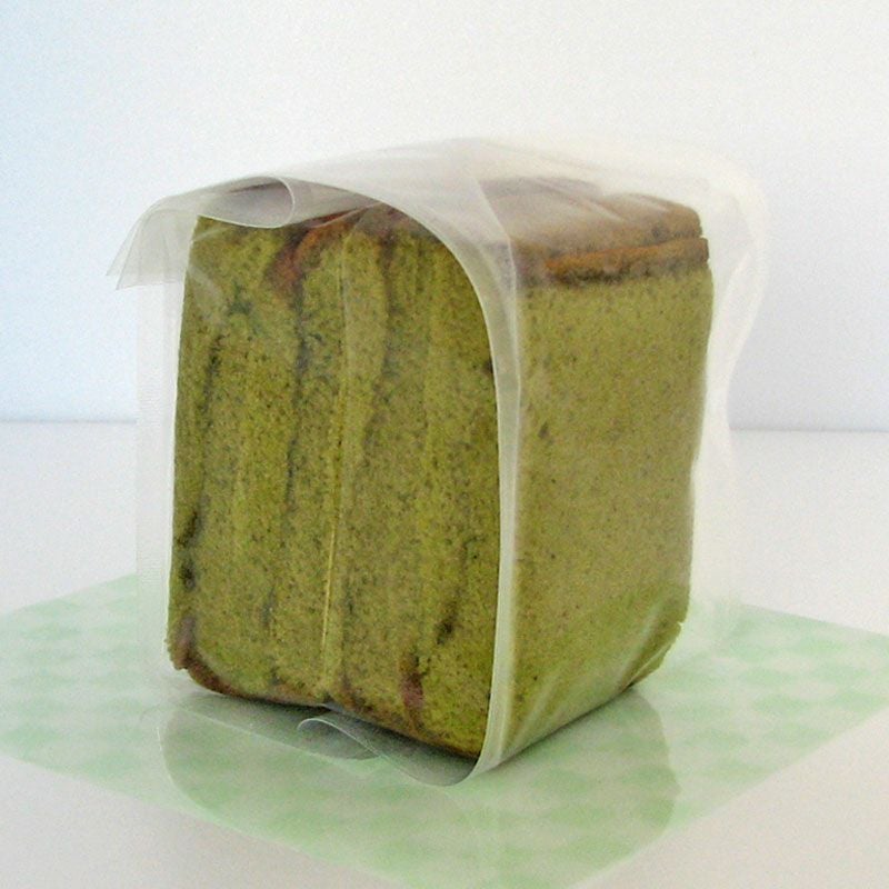 烏骨鶏かすていら　美味（みみ）　抹茶